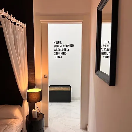 Raroom Deluxe V *