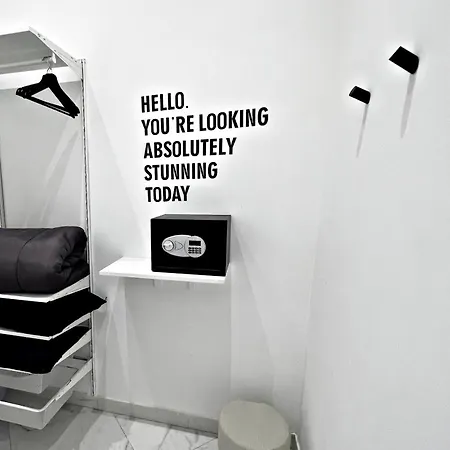 Raroom Deluxe V *